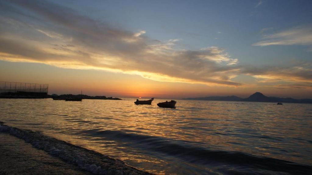 Patras Juliet House Apartment ภายนอก รูปภาพ