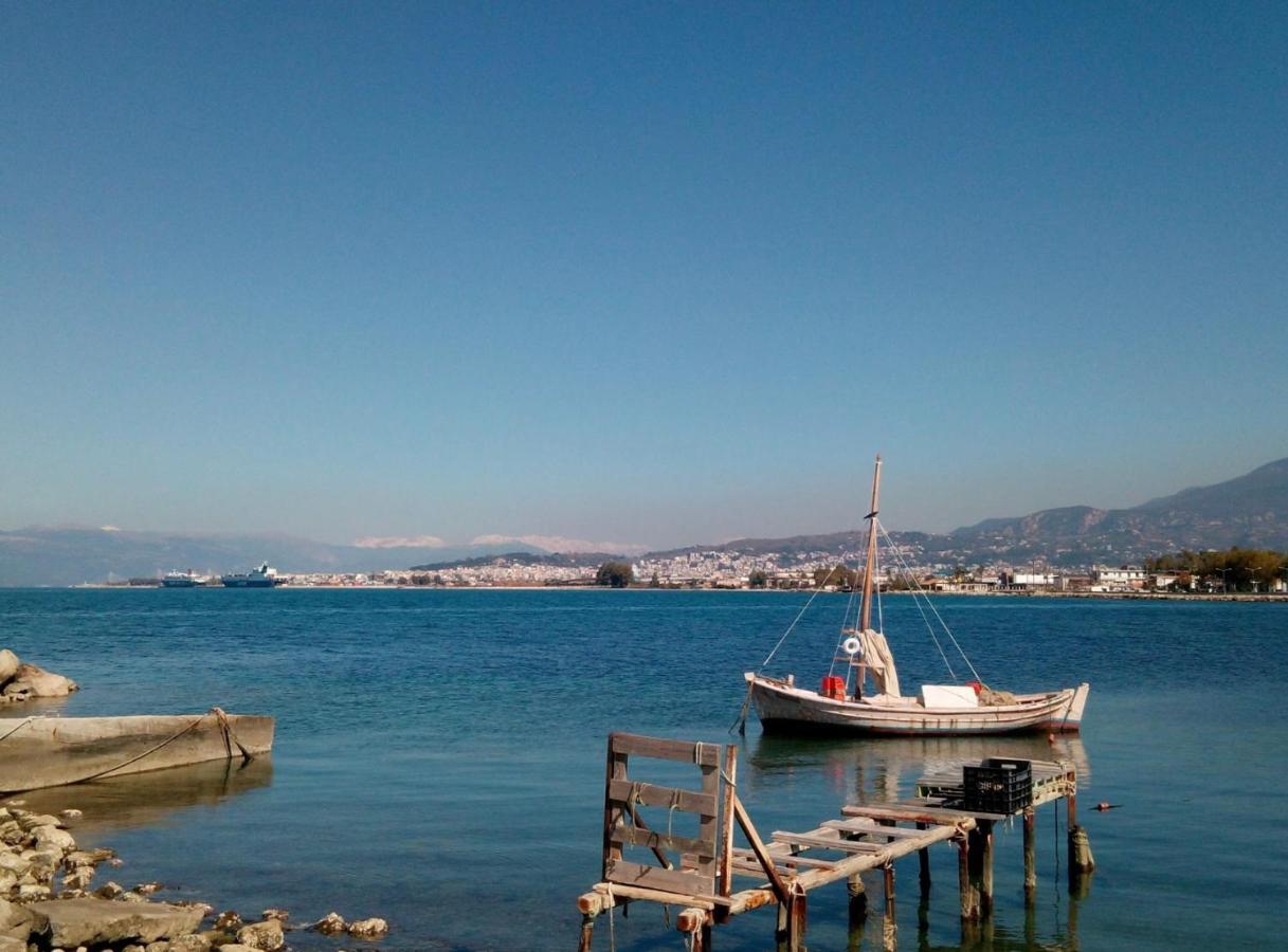 Patras Juliet House Apartment ภายนอก รูปภาพ